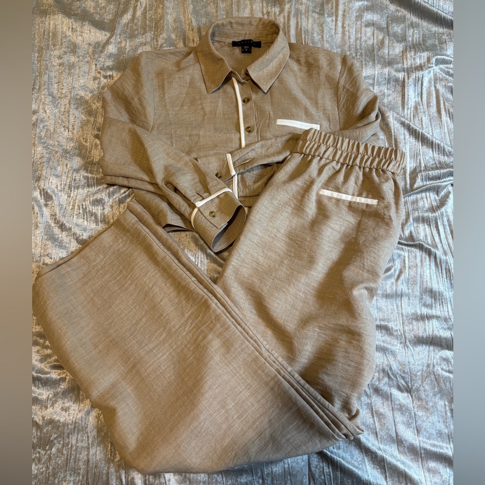 Two-Piece Set